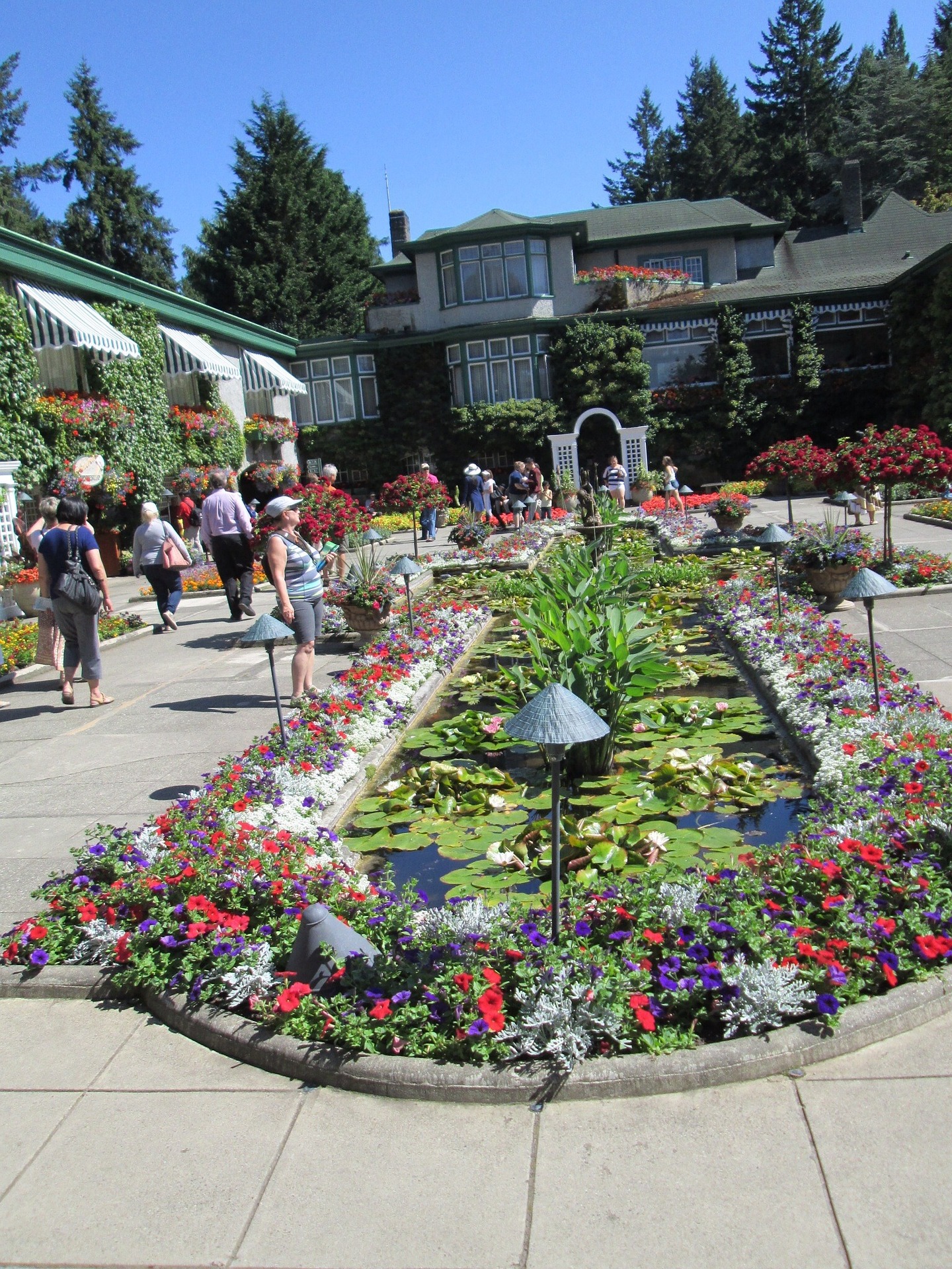 tourist spots in victoria bc