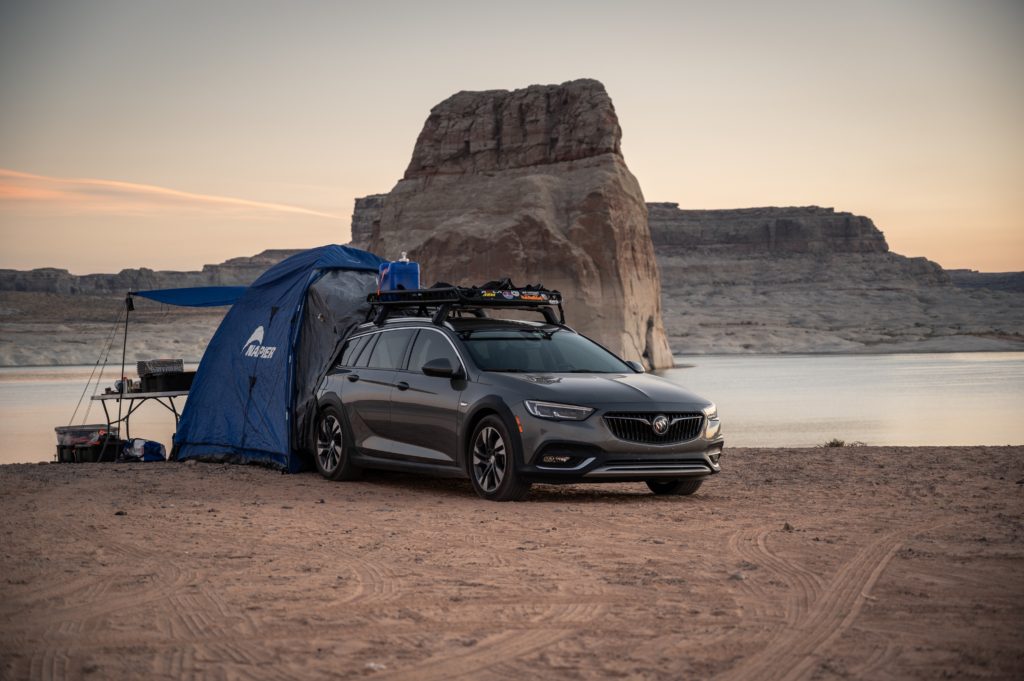 The Best Types of Cars to Install a Roof Tent