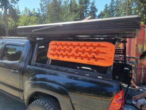 overlanding-pod-system-bed-rack