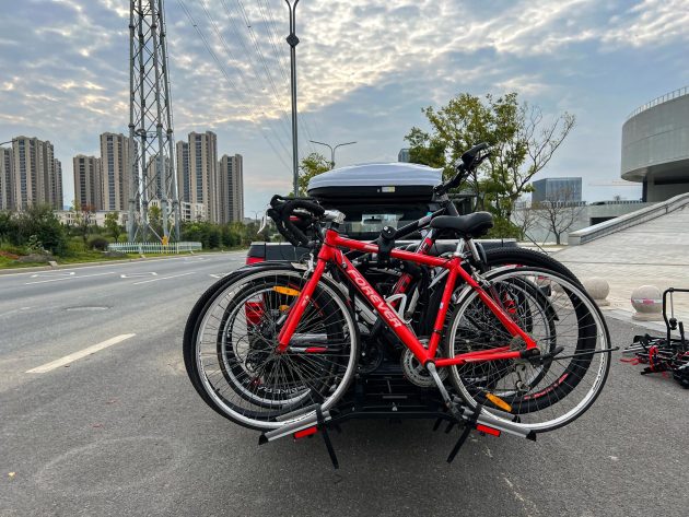 Universal Bike hitch rack 4 bikes