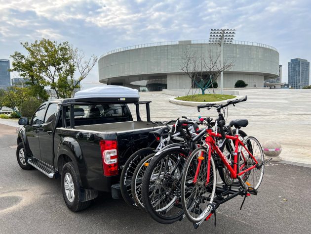 Universal Bike hitch rack 4 bikes