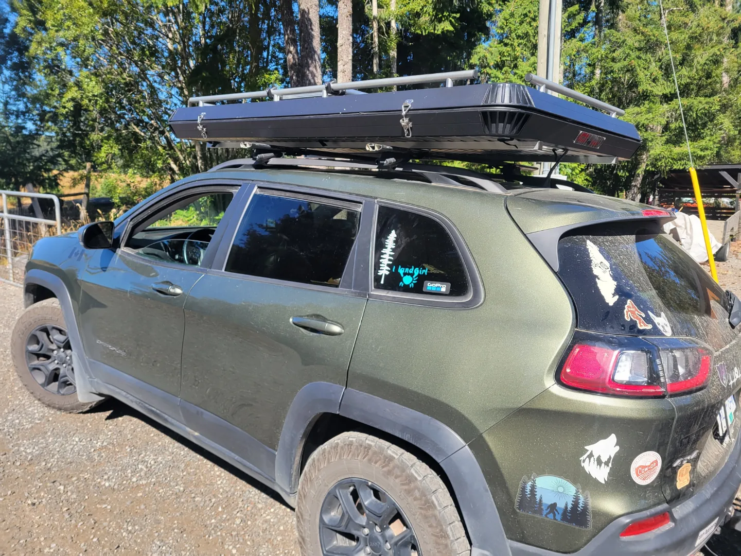 extra large roof top tent