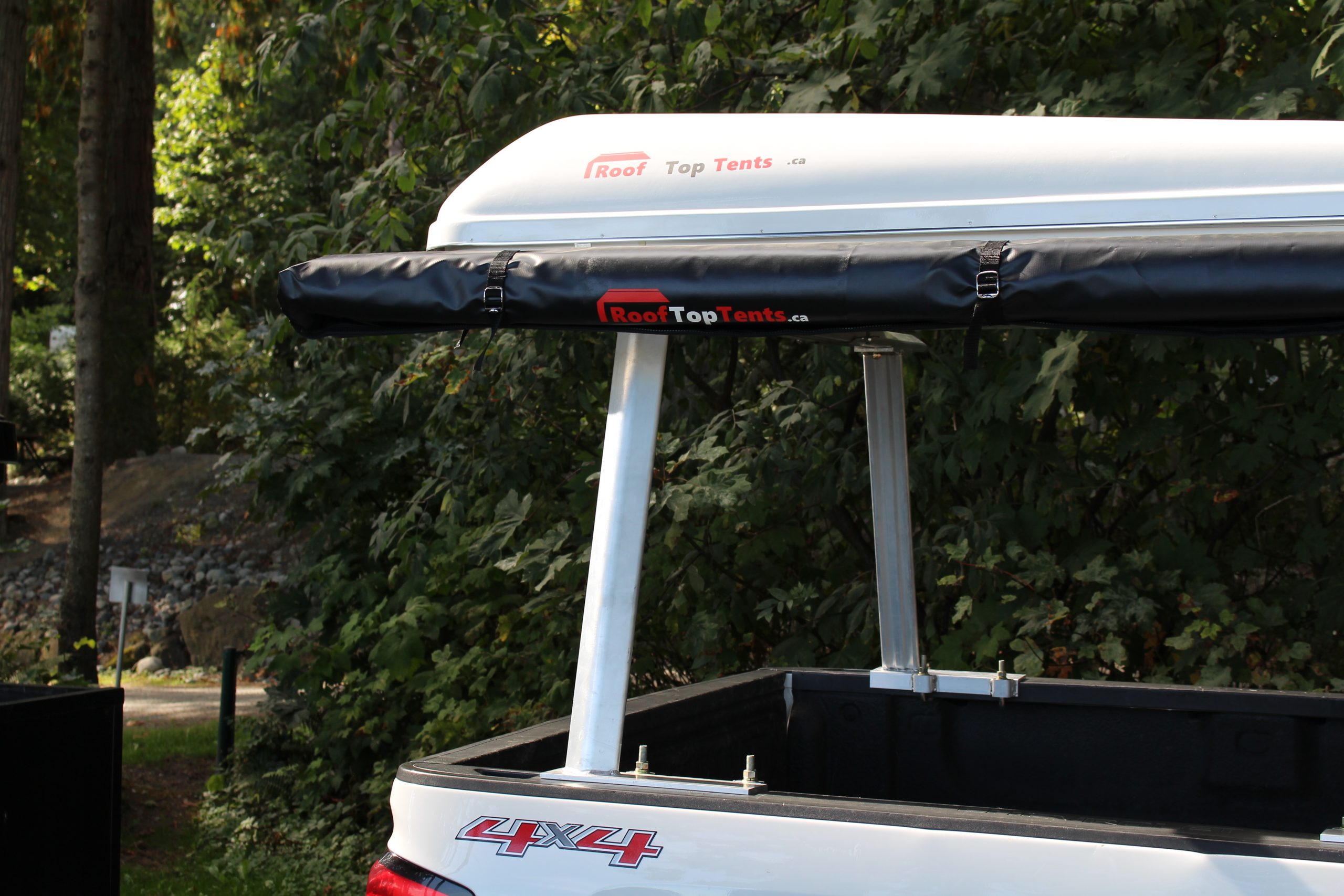 Black Hardshell Slim Roof Tent