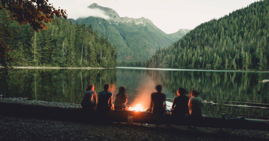 campfire_schoen_lake_provincial_park_vancouver_Island-2