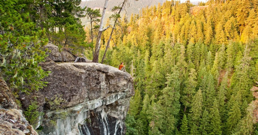 cathedral-grove-canyon-cliff1-2