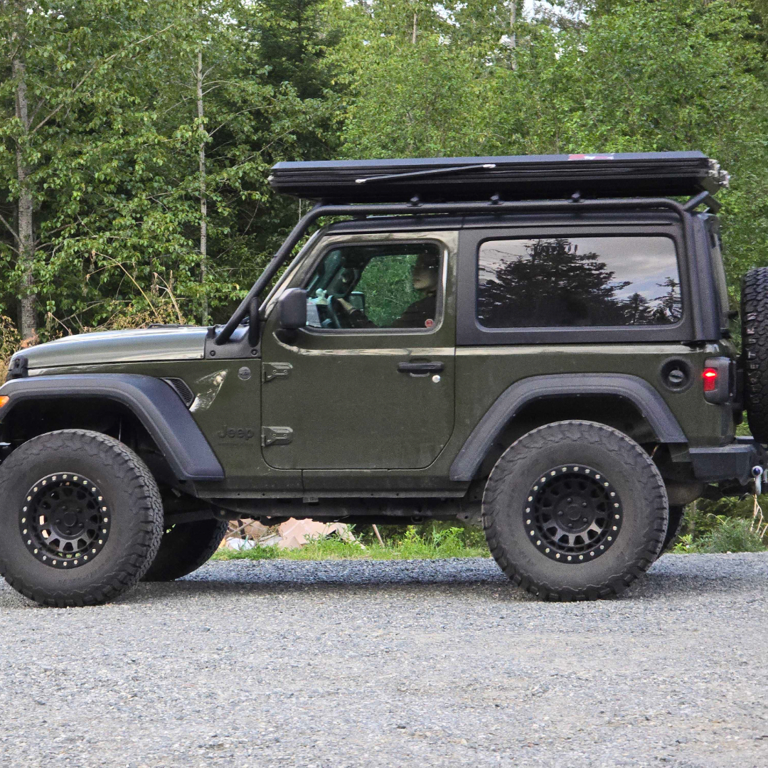 Adventure Series Aluminum Hardshell Roof Top Tent - Image 7