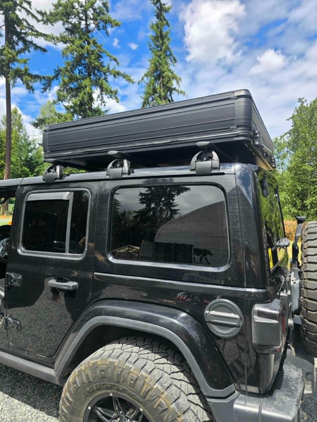 Outland Compact Hard Shell Rooftop Tent 2–3 Person