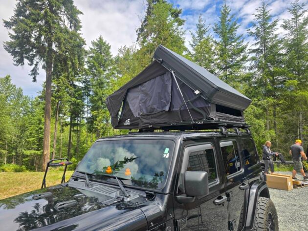 Outland Compact Hard Shell Rooftop Tent 2–3 Person