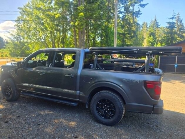 SummitEdge Aluminum Hardshell Roof Top Tent