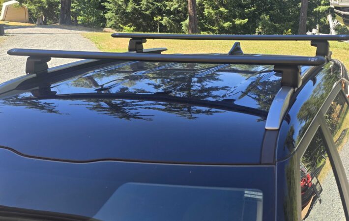 FlushRail™ Series Cross Bars Mount to Flush Rails