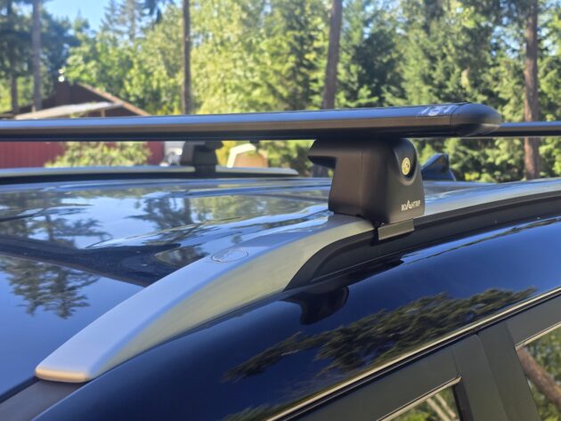 flush rail cross bars canadian